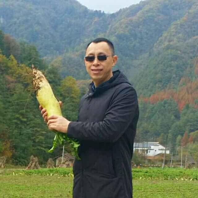 墨迹男的第一张照片--武平婚介网
