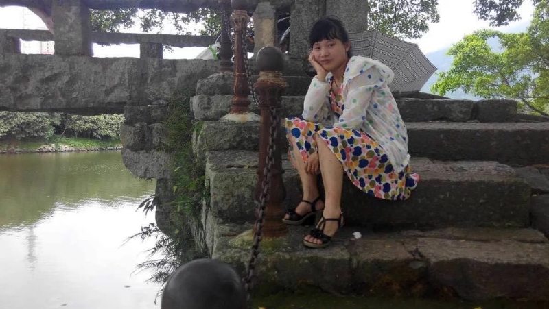 女子悠然的第一张照片--武平婚介网
