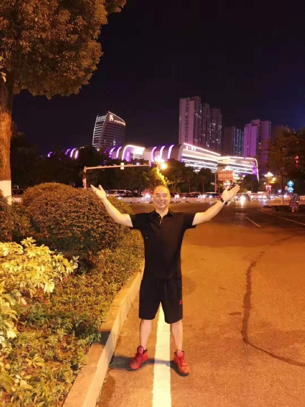 李国伟的第二张照片--武平婚介网