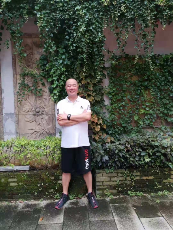 李国伟的第五张照片--武平婚介网