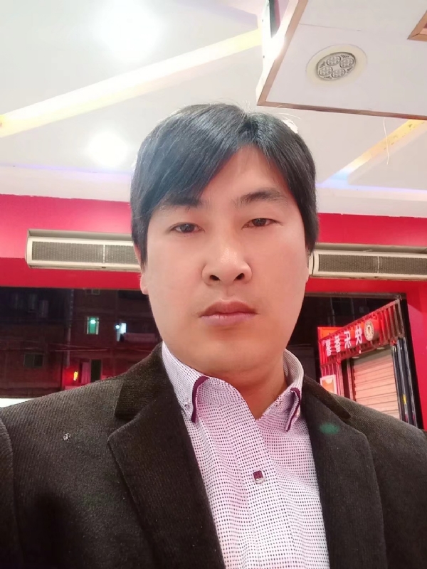 奔跑的第二张照片--武平婚介网