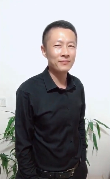 地huhi的第一张照片--武平婚介网