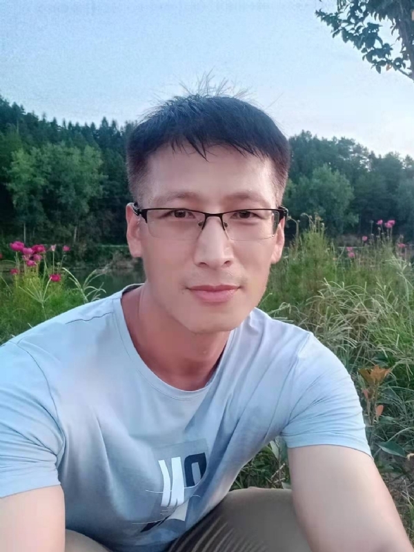 零零柒的第一张照片--武平婚介网