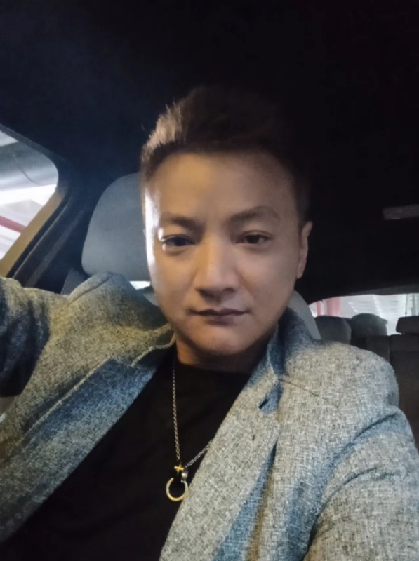 夜、有雨敲窗的第三张照片--武平婚介网