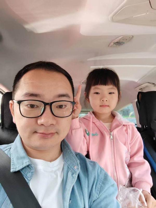 知天晓的第一张照片--武平婚介网